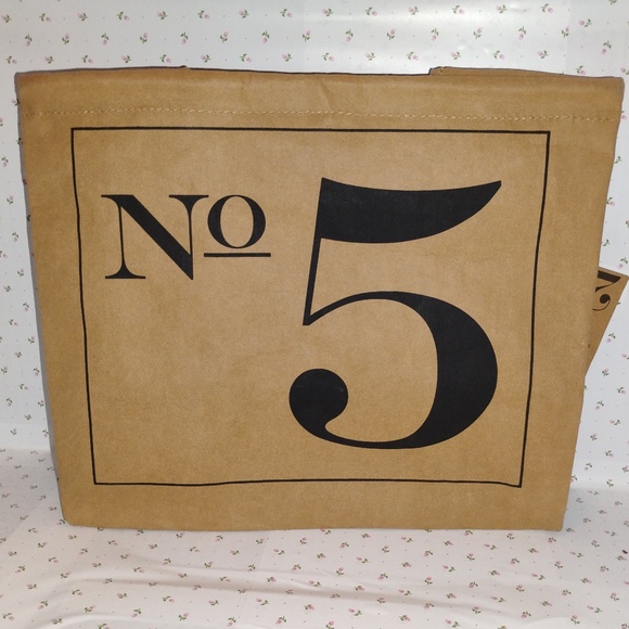 SANTA BARBARA DESIGN: NO 5 Washable Sturdy Storage Tote / Shopper / Organizer - Picture 2 of 5